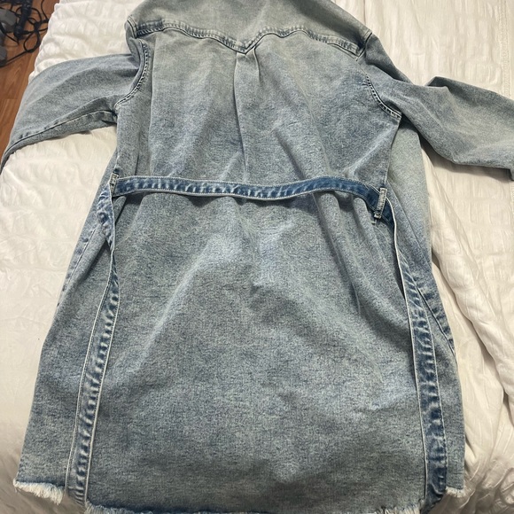 True Religion button-up denim dress or oversized-fit jacket with waist tie XL. - Picture 4 of 6